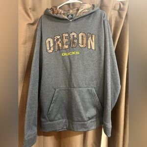 Colosseum Oregon Ducks Gray Hoodie